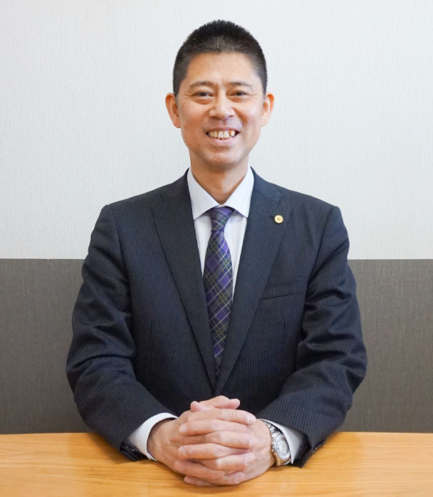 行政書士 楠山 大輔